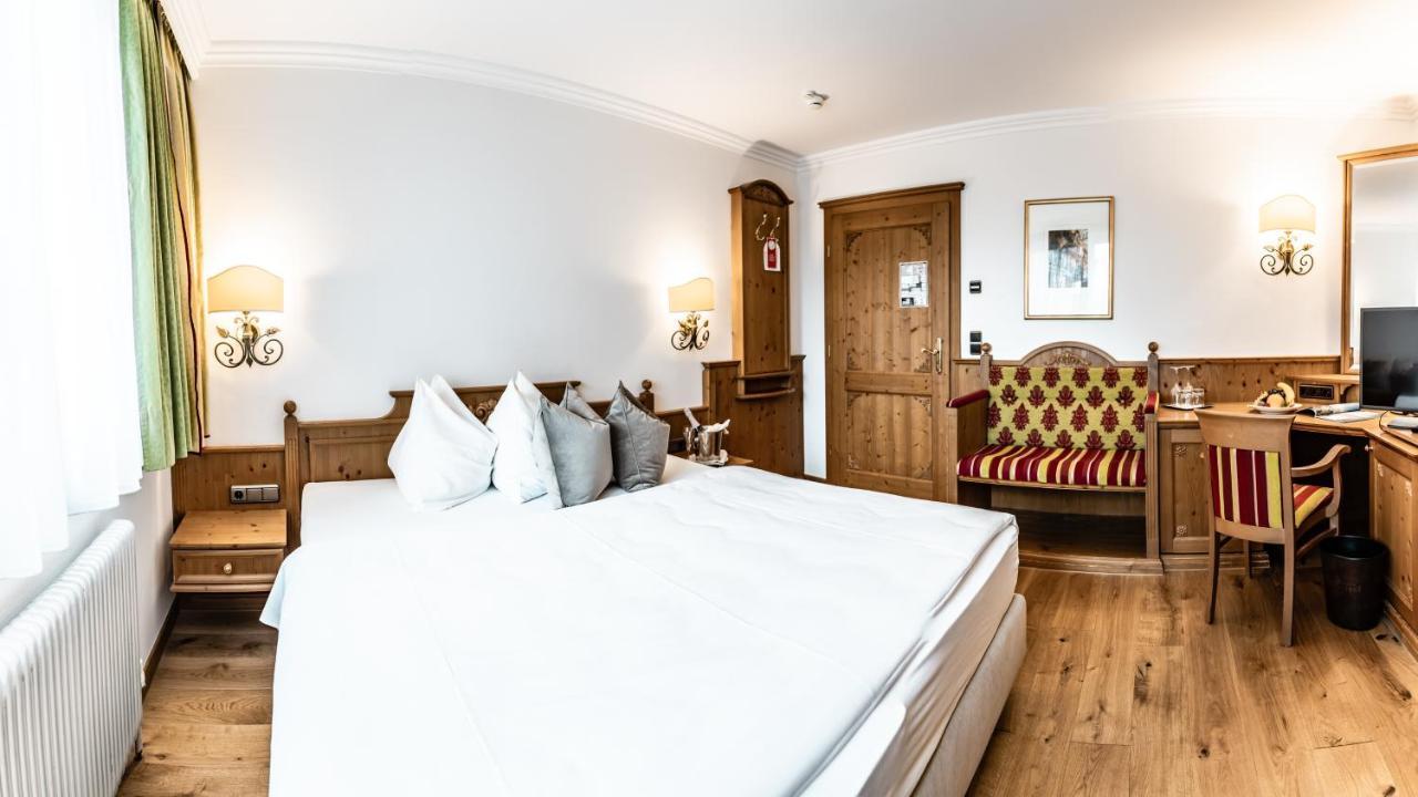 Hotel Hubertushof Аніф Екстер'єр фото