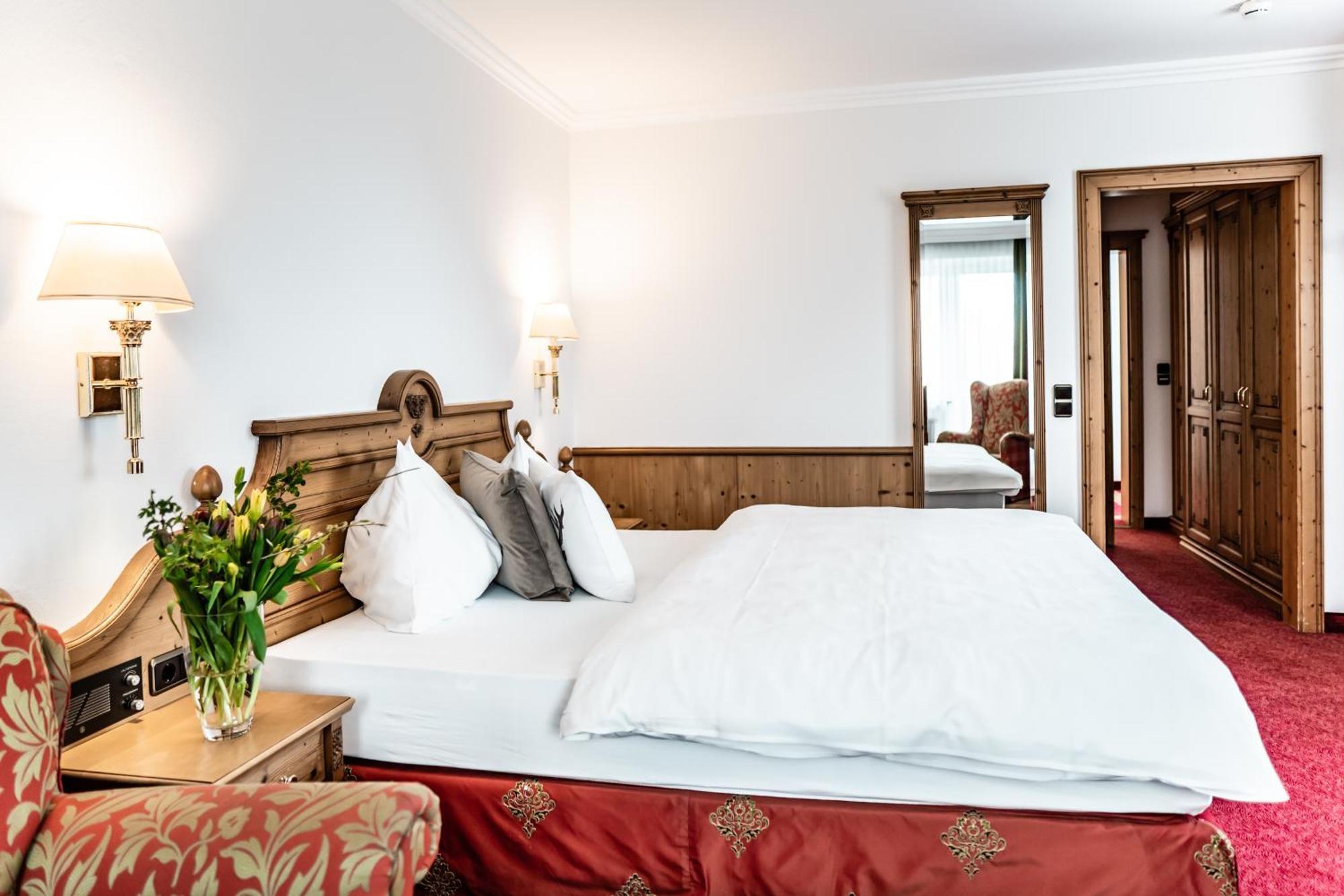 Hotel Hubertushof Аніф Екстер'єр фото