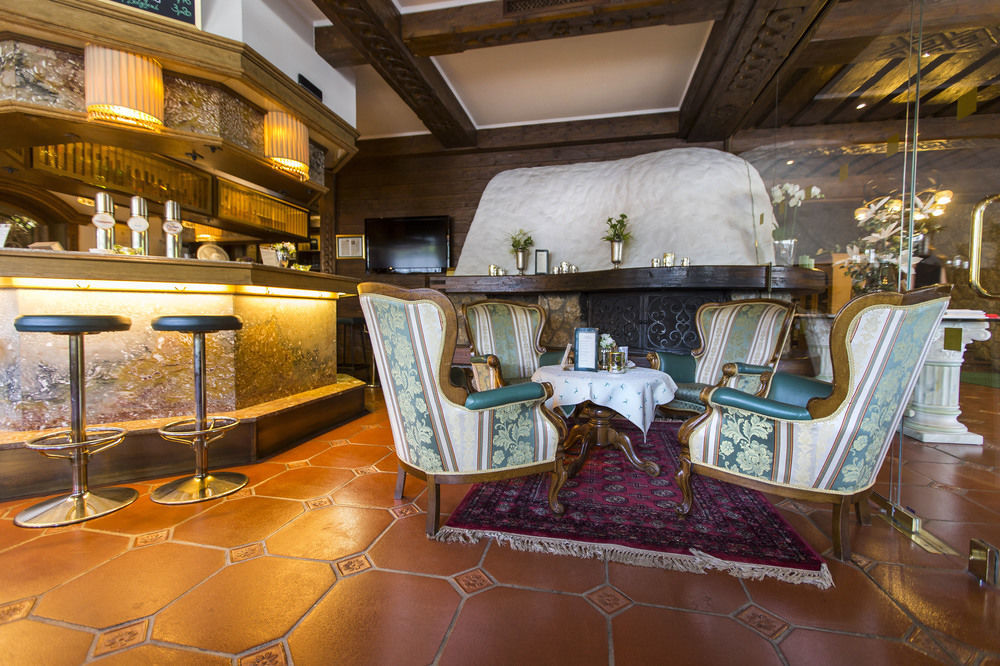 Hotel Hubertushof Аніф Екстер'єр фото